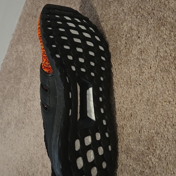 Adidas UltraBoost Targaryan Dragons - Picture 4 of 6